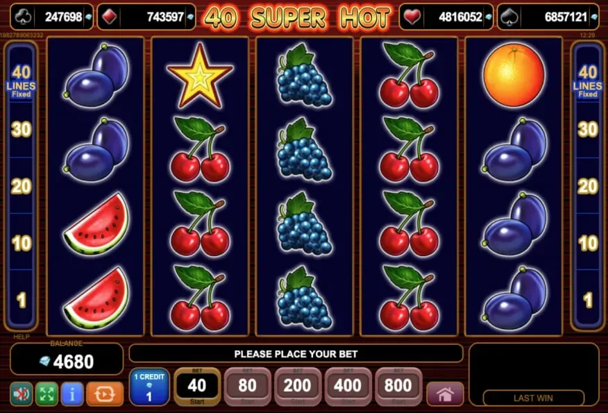 40 Super Hot 40 Super Hot Spielautomat mit Fruchtsymbolen und Stern